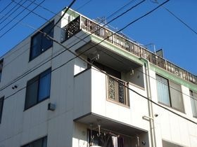 コーワエメラルドマンションの外観
