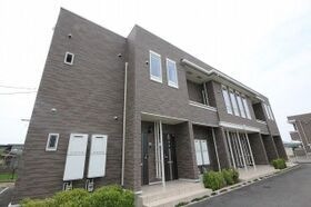 高松市新田町甲の外観