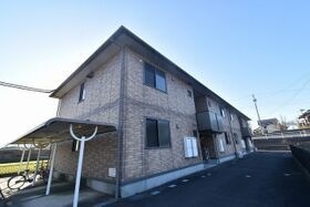 サン・スクエア B棟の外観