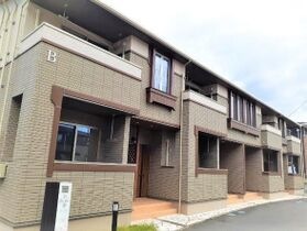 観音寺市柞田町の外観
