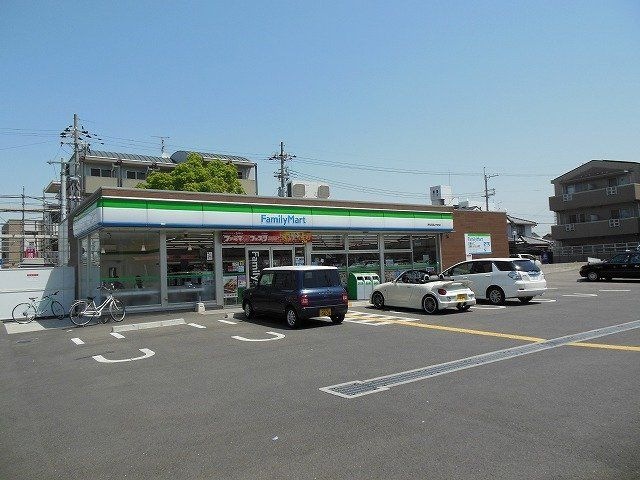 ファミリーマート岸和田西之内町店