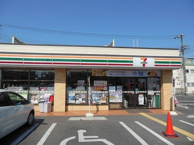 セブンイレブン岸和田中井町店