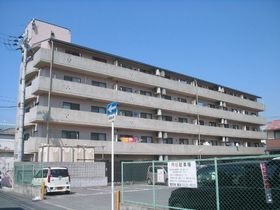 ロイヤルフラット壱番館の外観