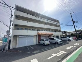 マンションアイムの外観