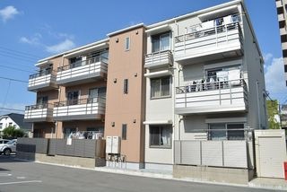 写真:シャーメゾン元町の外観