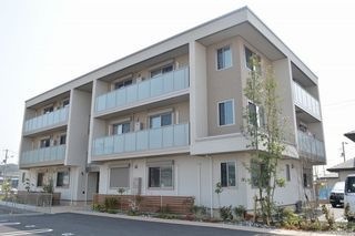 写真:シャーメゾン宇多津 D棟の外観