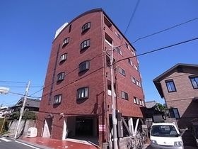 シティ城山の外観
