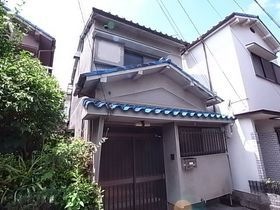 白鳥1丁目貸家の外観