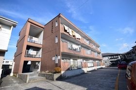 グレイス小山A棟の外観