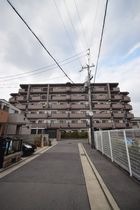シャトーアルベールの外観