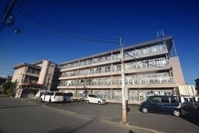 柏原市国分市場２丁目の外観