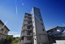 ルネアルマーニの外観