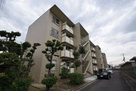 エルセレーノ志紀の外観