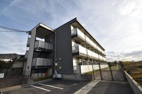 レオパレスアベンタ楽音寺の外観