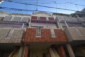 柏原市国分市場2丁目戸建の外観