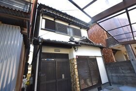 柏原市旭ヶ丘3丁目戸建の外観