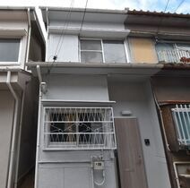 柏原市安堂町テラスハウスの外観