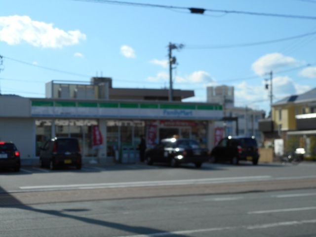 写真：ファミリーマート伊勢河崎店
