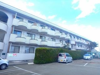 写真:第二シャトーナツヤマの外観