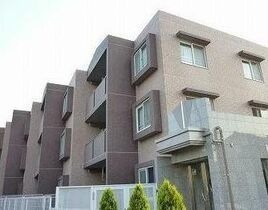 パルティーダB・Bの外観