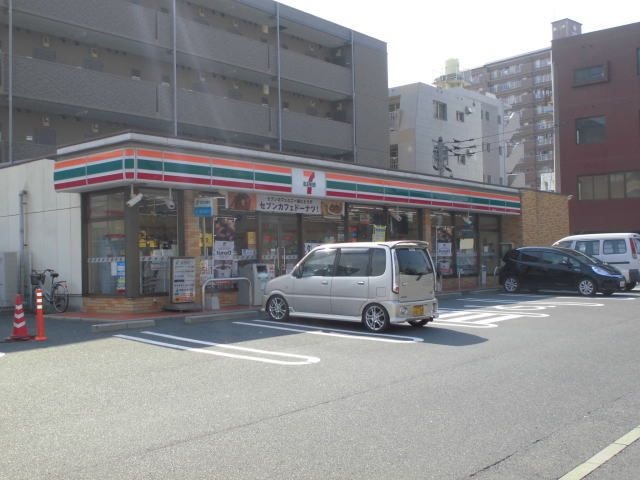 セブンイレブン八幡筒井町店