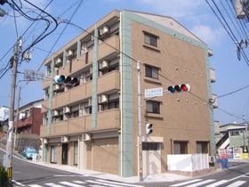 カンフィデンス三ヶ森の外観