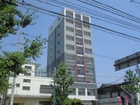 ユニゾンスクエアの外観