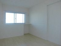 洋室５．７帖