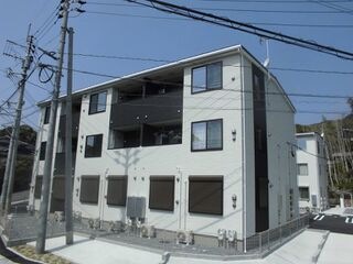 写真：レジデンス プリュⅠの外観