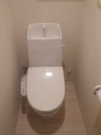 シャワー付トイレ