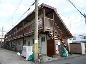 メゾンド春日の外観