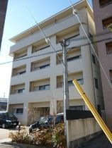 東近江市八日市本町の外観
