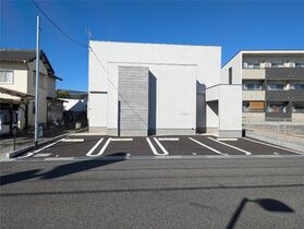 東近江市青葉町の外観