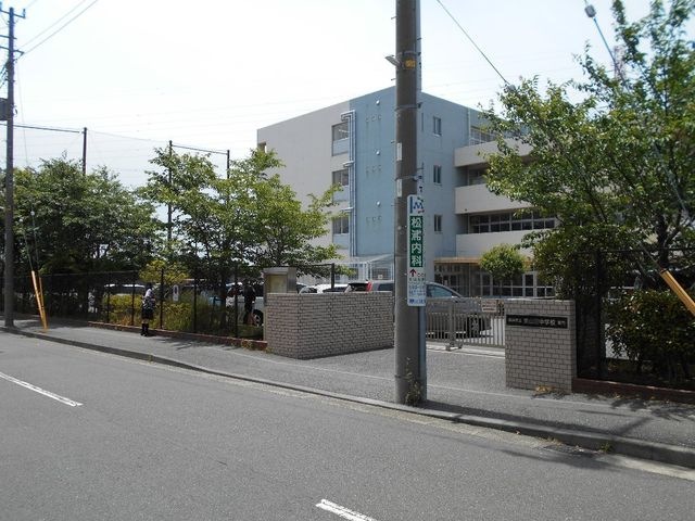 横浜市立東山田中学校