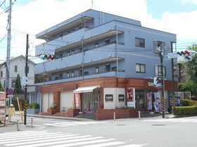 エクセラージュの外観