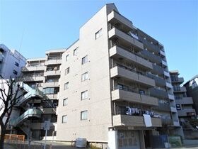 デュオ仲町台の外観