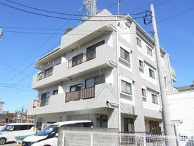 第２ファミールアオキの外観