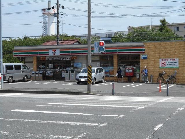 セブンイレブン横浜東方町岩崎橋店