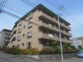 グレース代官４の外観