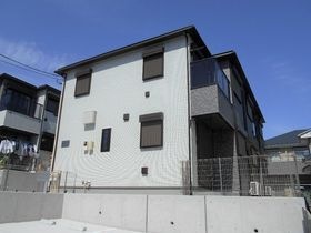 フォンターナ二の丸B棟の外観