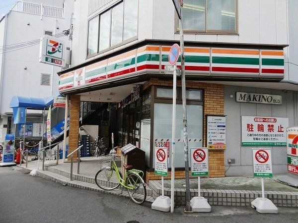 セブンイレブン阪急石橋駅前店