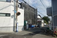 建築中