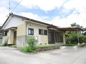 小林市真方の外観
