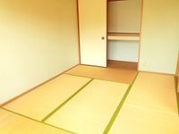 和室(収納側)