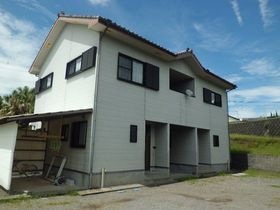 日高貸家の外観