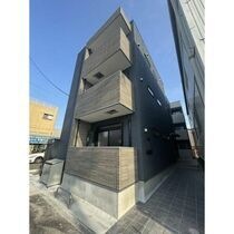 アルティス本陣の外観