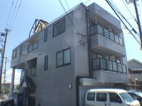 吹田市上山手町の外観