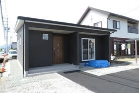 上田市下之郷の外観