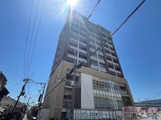 写真:ドゥスプランドゥールの外観