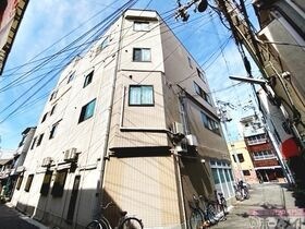 パインリーフ天下茶屋の外観